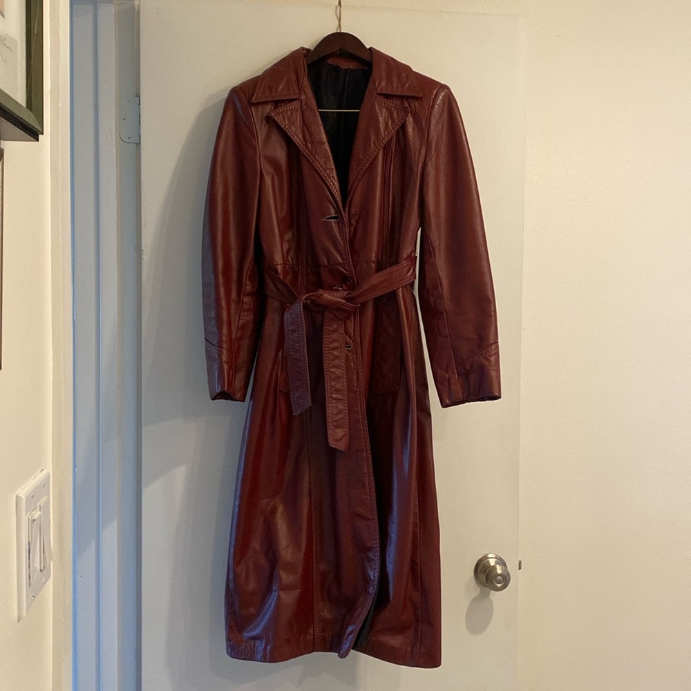 Vintage 1970s leather coat
